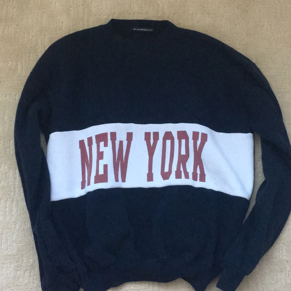 Brandy Melville New York Sweatshirt!